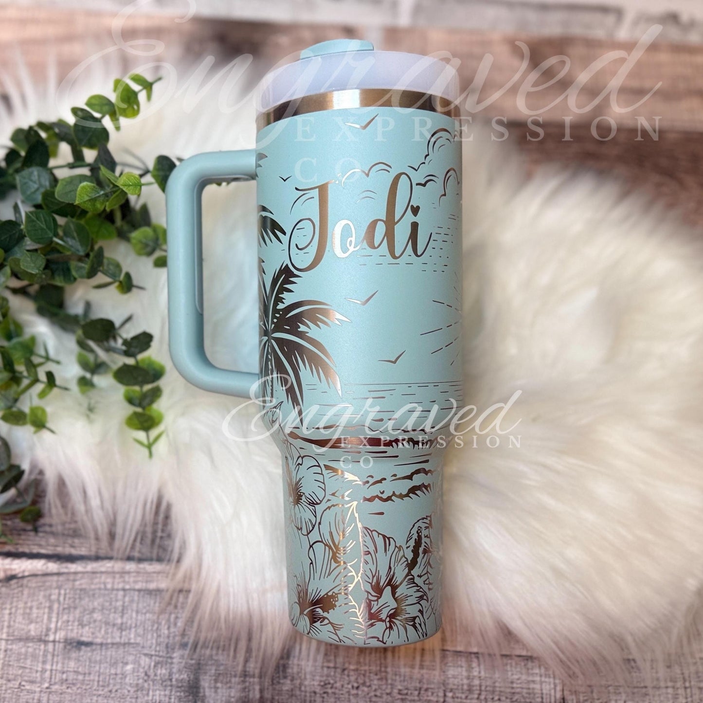 Stanley Quencher Tumbler - Laser Engraved Beach Palm Design With Double Wall Insulation