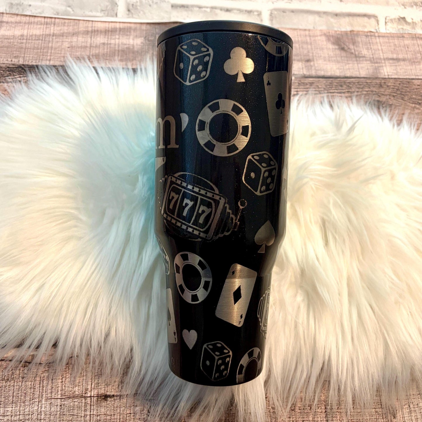 Casino Tumbler – Spellbound HydroJug 40oz Engraved Poker Cup with Slot Machine Design